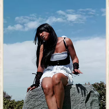 Ningyoo - Fallen Angel Our first shoot and everything went according to plan! Ningyoo, is a wonderful person but she also oozes modeling tallent . This was our first shoot together,...